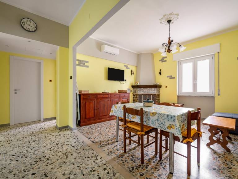 Pieve San Lorenzo LU BASE