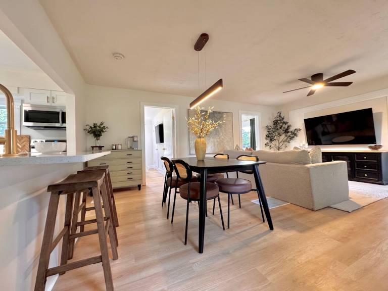 House Shore Acres
