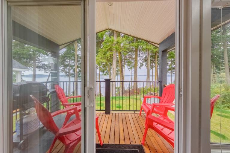 Cottage Alert Bay