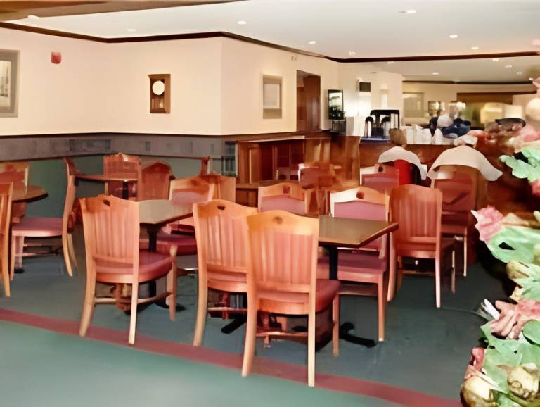 La Quinta Inn & Suites by Wyndham Des Moines West Clive in Clive, IA