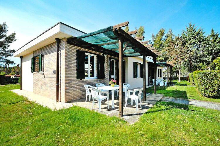 Family-oriented nice rental apartment with yard, sauna & pool | Dogs allowed — photo 5