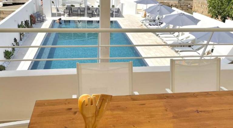 Rental apartment with pool — photo 3