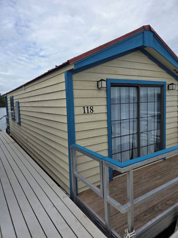 Cabin Guntersville