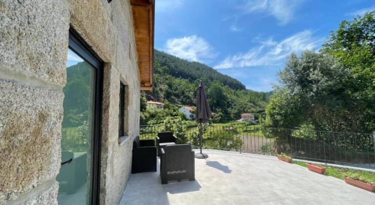 Fully equipped lovely chalet with garden, patio & BBQ | Suitable for remote work | Dogs allowed — photo 5