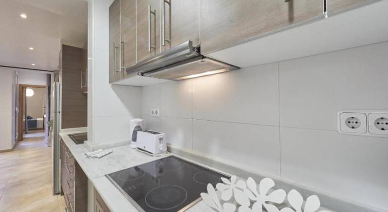 Apartment | Close to Sagrada Família | Dogs allowed — photo 4