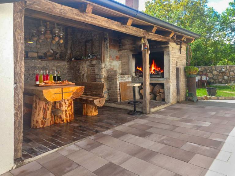 Family-oriented lovely vacation home with yard, grill & terrace | Nature view | Pets are welcome — photo 4