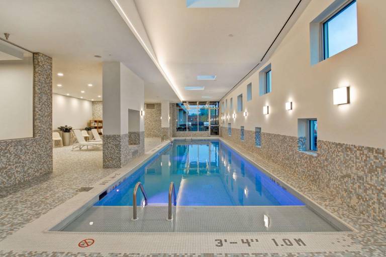 Home2 Suites by Hilton Montreal Dorval — photo 2