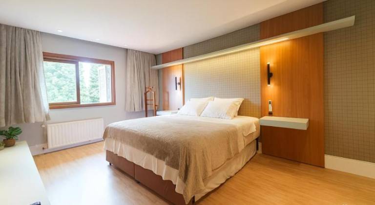 Serviced apartment with sauna, pool & yard — photo 2
