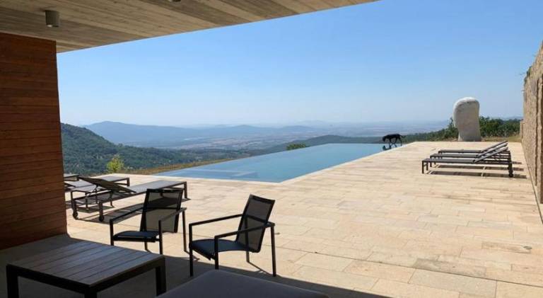 Child-friendly ample villa with pool, patio & garden | Dogs allowed — photo 4