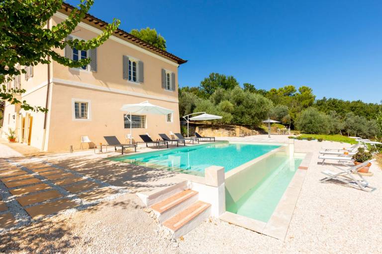Family-oriented villa with private pool, patio & yard | Pets are welcome — photo 3