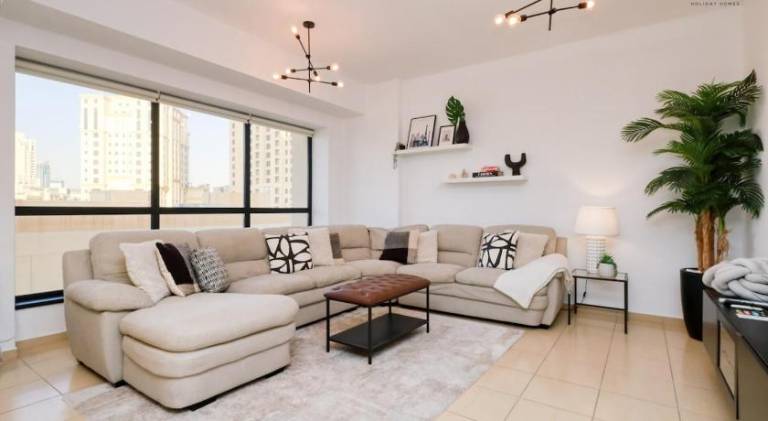 Rental apartment with pool in Abu Dhabi