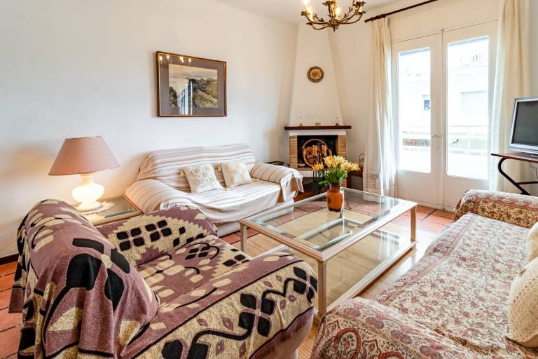 Holiday apartment with terrace | Sea view in Llanca