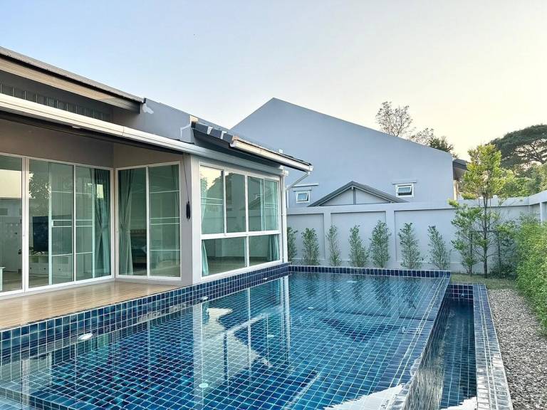 Villa with pool & barbecue | Perfect for remote work | Pets are welcome in Chiang Mai