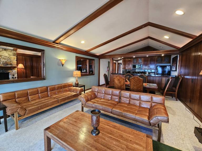 Children-friendly pleasant condo | Pets allowed — photo 4