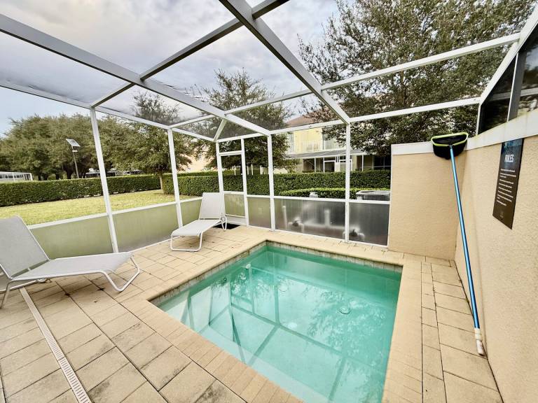 Vacation home with pool & yard | Pet-friendly in Davenport, FL