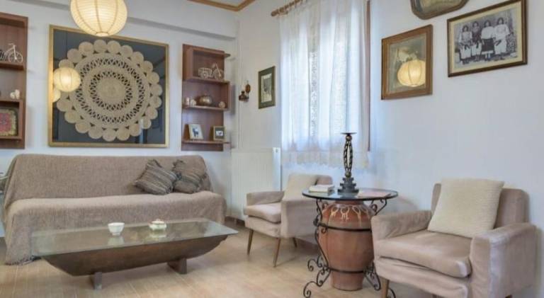StayinPyrgi in Chios