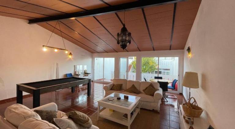House with grill, hot tub & patio | Perfect for remote work in Évora