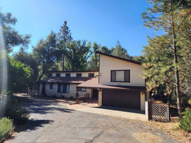 Cabin  Oakhurst