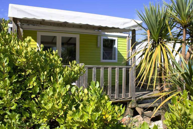 Campsite Le Bois Verdon - Cottage CAHITA 18m² - Half-covered terrace - 1 bedroom. 2 people — photo 5