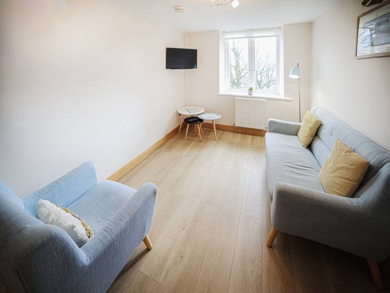 Family-oriented cottage | River view | Pets are welcome — photo 3