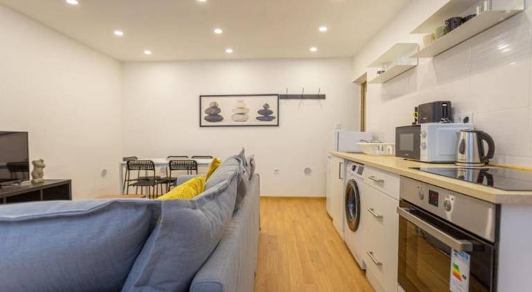 2 bedroom flat in the Dob street, Venus — photo 3
