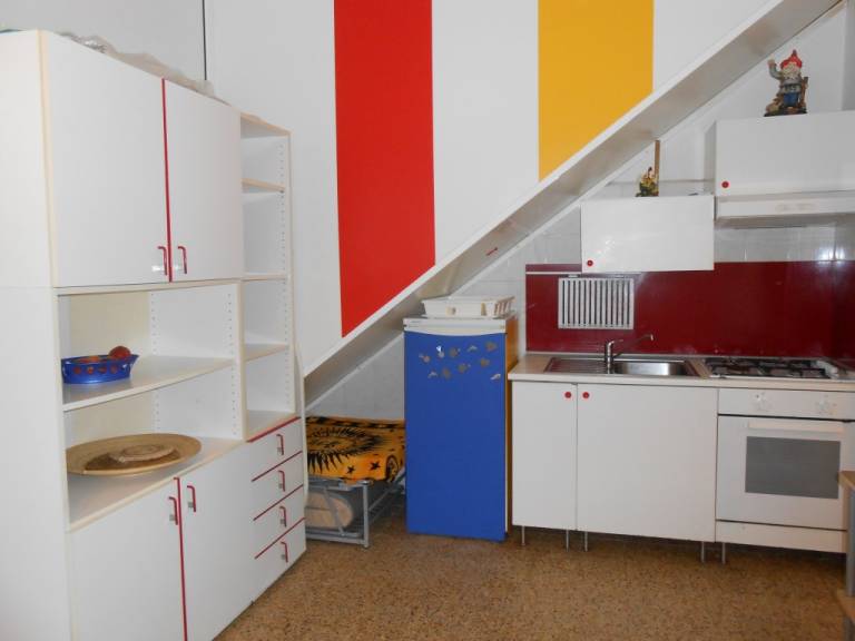 Family-friendly wonderful apartment with yard | Beach nearby | Pets are welcome — photo 4