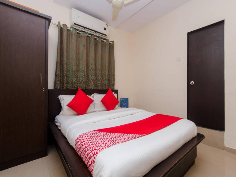 OYO 11890 Farmhouse Residency