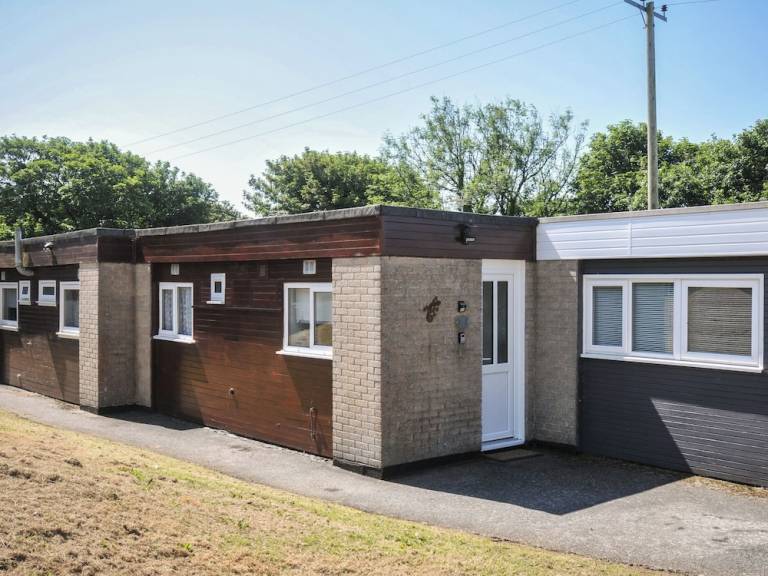Cabin  Kilkhampton
