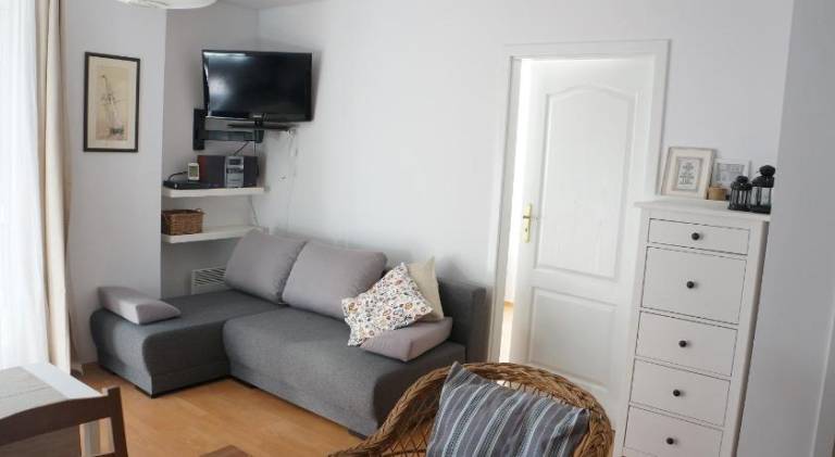 Rental apartment with 1 room for 4 persons — photo 3
