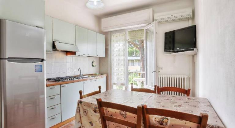 Apartment with 1 room for 5 persons — photo 3