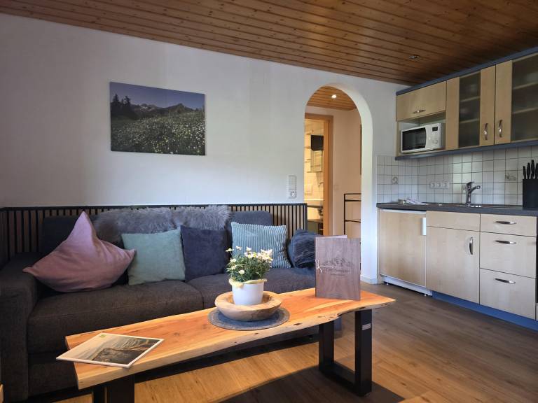 Ferienwohnung mit Hund in Gemeinde Mittelberg, Riezlern für max. 2 Personen Ferienwohnung mit Hund in Gemeinde Mittelberg, Riezlern für max. 2 Personen
