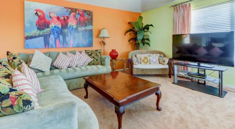 Vacation home with jacuzzi & pool | Pet-friendly in South Padre Island, TX
