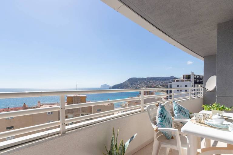 Apartment with garden, heated pool & terrace | Sea view — photo 2