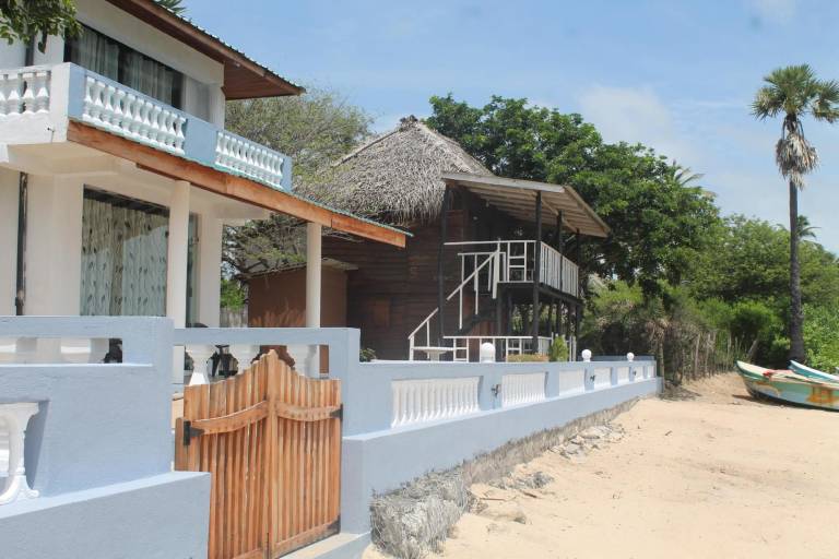 Dinuda Lagoon Resort — photo 4