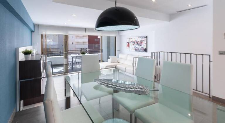 Apartment with patio, pool & yard — photo 4