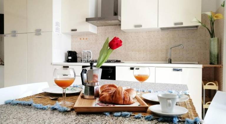 Holiday apartment with 2 rooms for 6 persons in Alba Adriatica