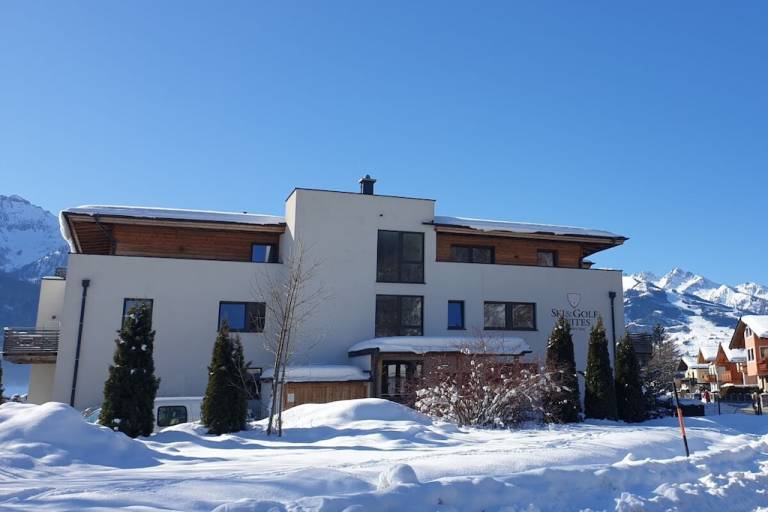 House with 1 room for 4 persons in Zell am See