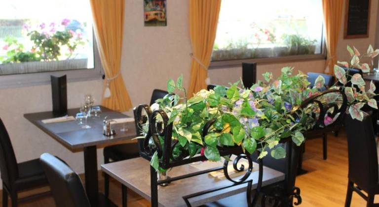 HOTEL Chateau-Thierry Centre — photo 3