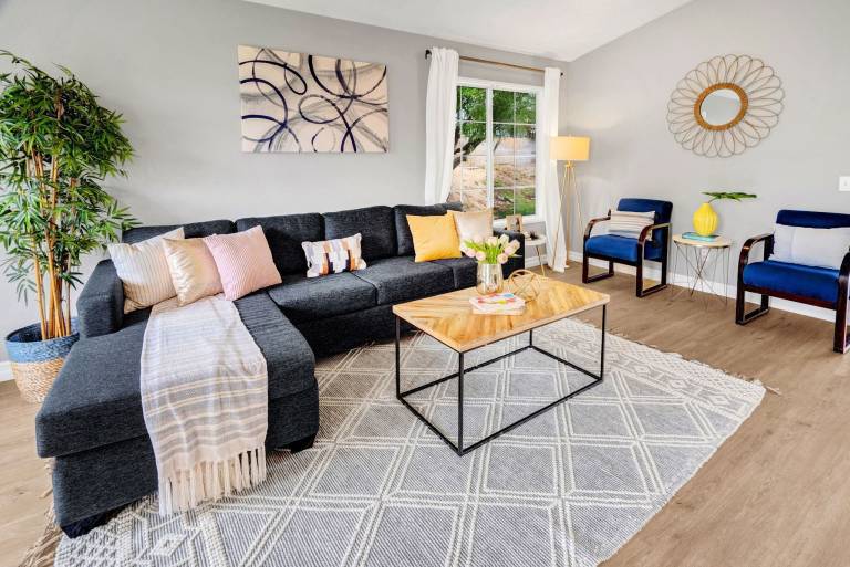 House Santa Clarita