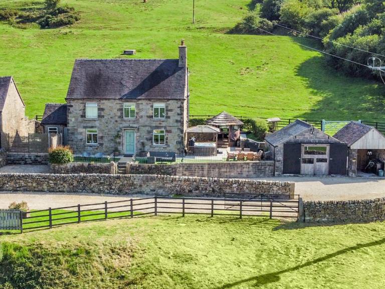 Child-friendly nice cottage with garden, hot tub & sauna | Pets are welcome — photo 3