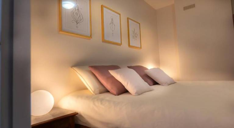 Holiday apartment with patio in Lourdes