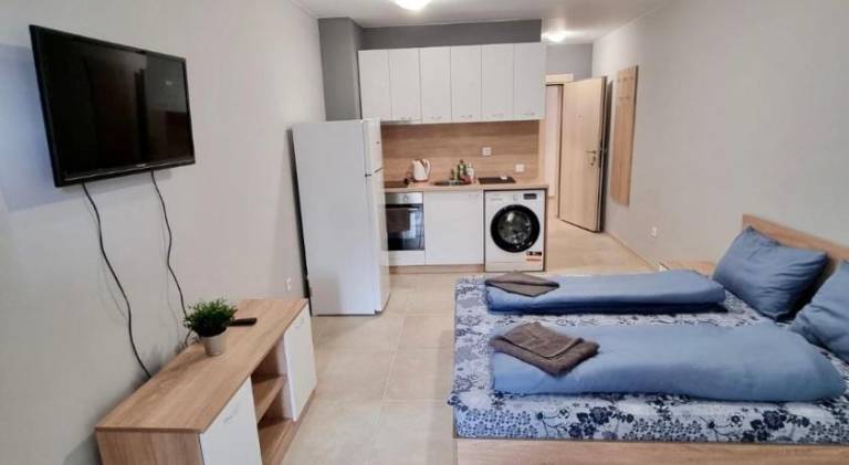 Holiday apartment with patio | Pet-friendly — photo 2