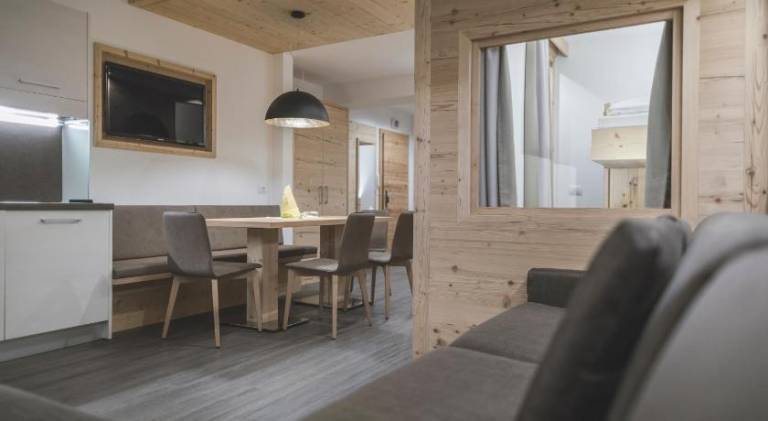 Charming apartment with yard, patio & sauna | Suitable for remote work | Dogs allowed in Valle Aurina