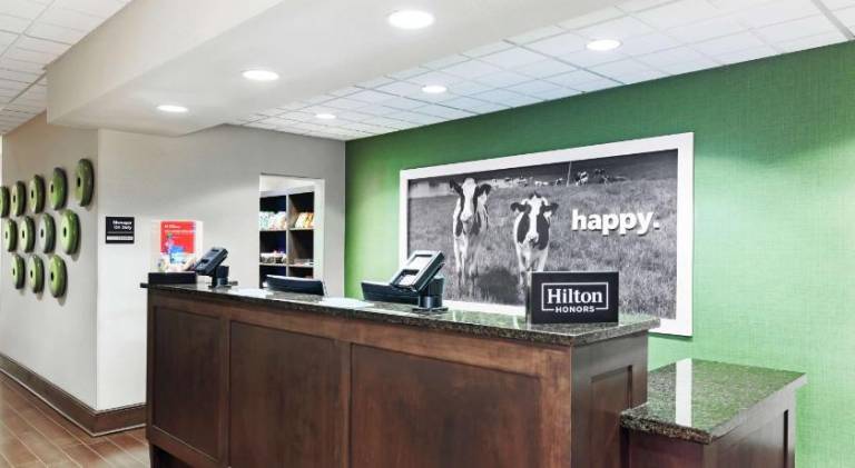 Hampton Inn & Suites Shreveport/Bossier City at Airline Drive — photo 4