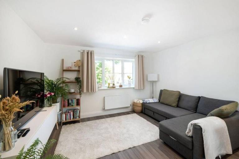 Apartment  Reigate