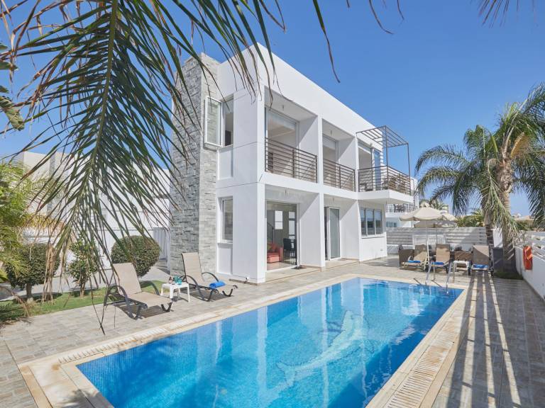 Villa Pearl PE17 in Paralimni mit privatem Parkplatz