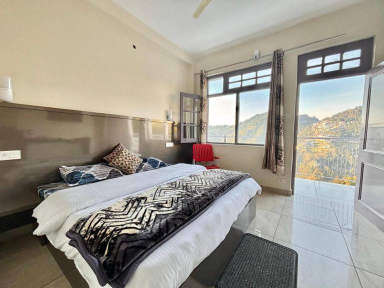 Fortune heights homestay (Dalhousie, HP) — photo 2