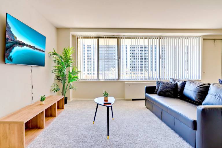 Stylish & Spacious Apt Perfect to Relaxation Weeks