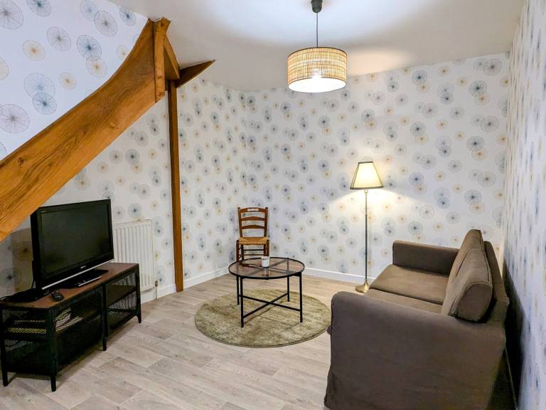 Old house in Saint-Romain, pets allowed — photo 4