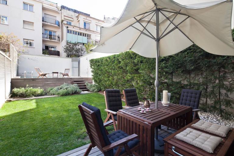 Apartment with terrace, yard & private pool — photo 4